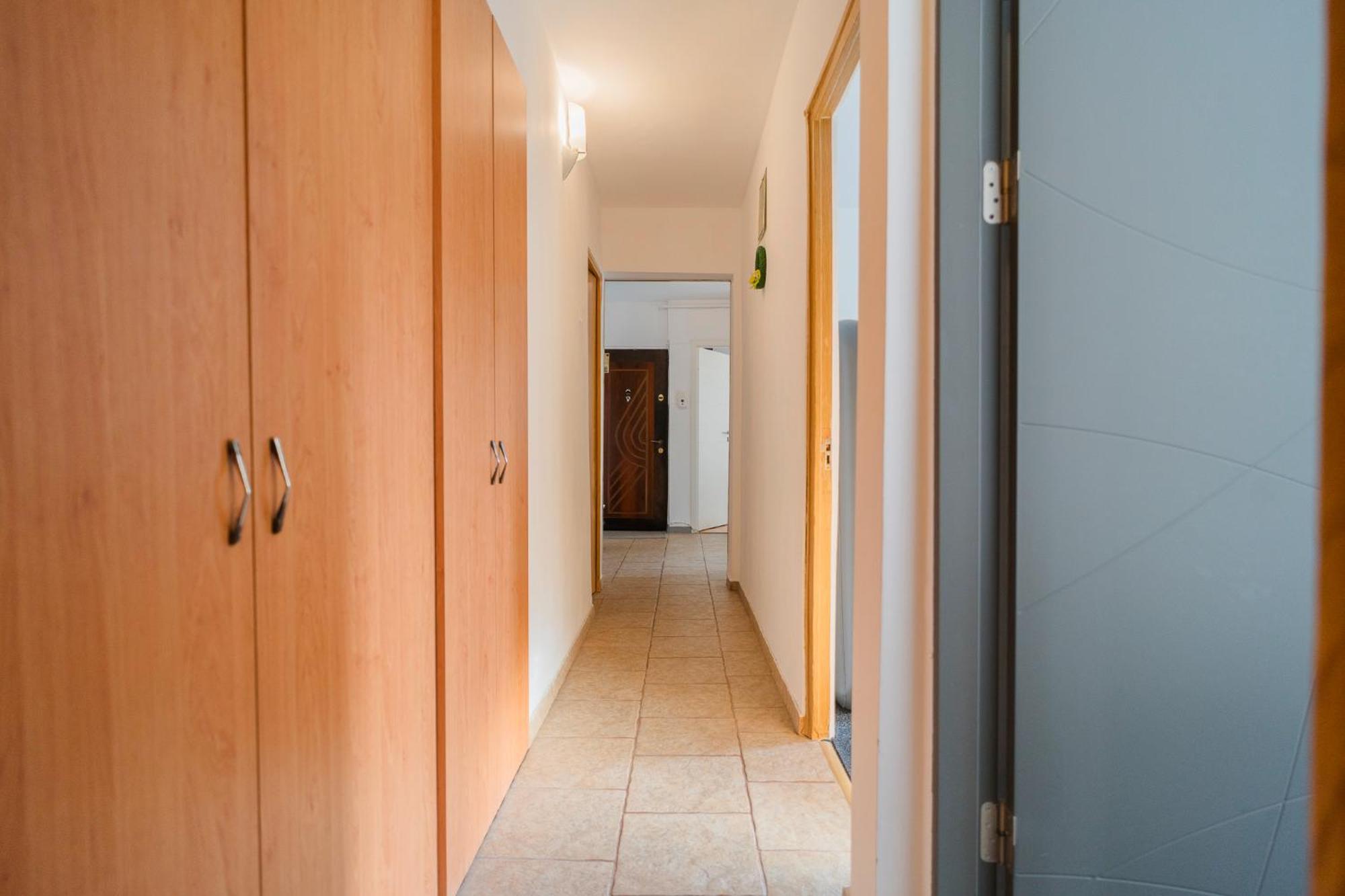 Rustic & Spacious 3Br Apartment Бухарест Экстерьер фото